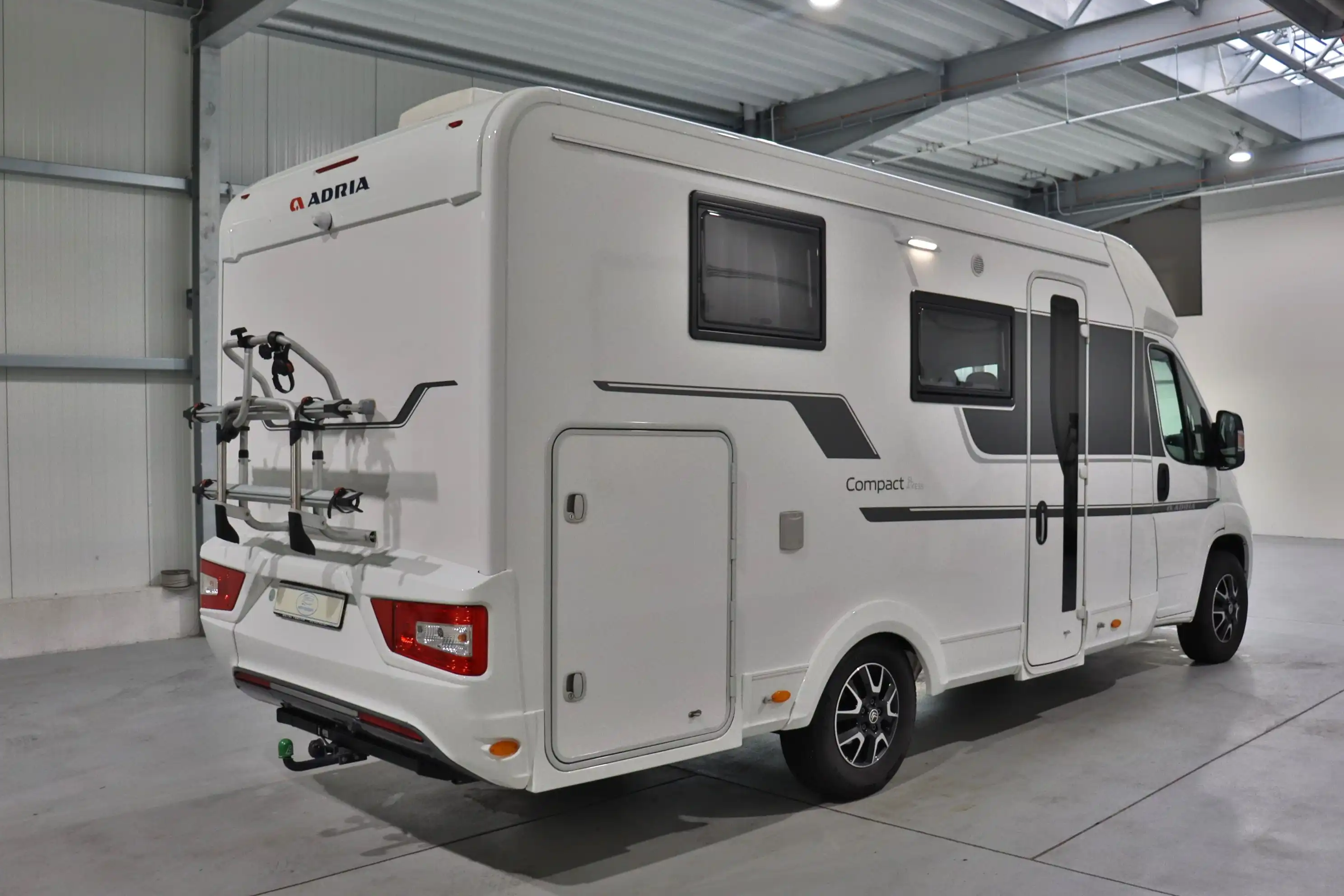 ADRIA Compact 670 SL Axess